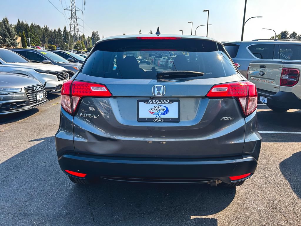 Used 2017 Honda HR-V LX image 8