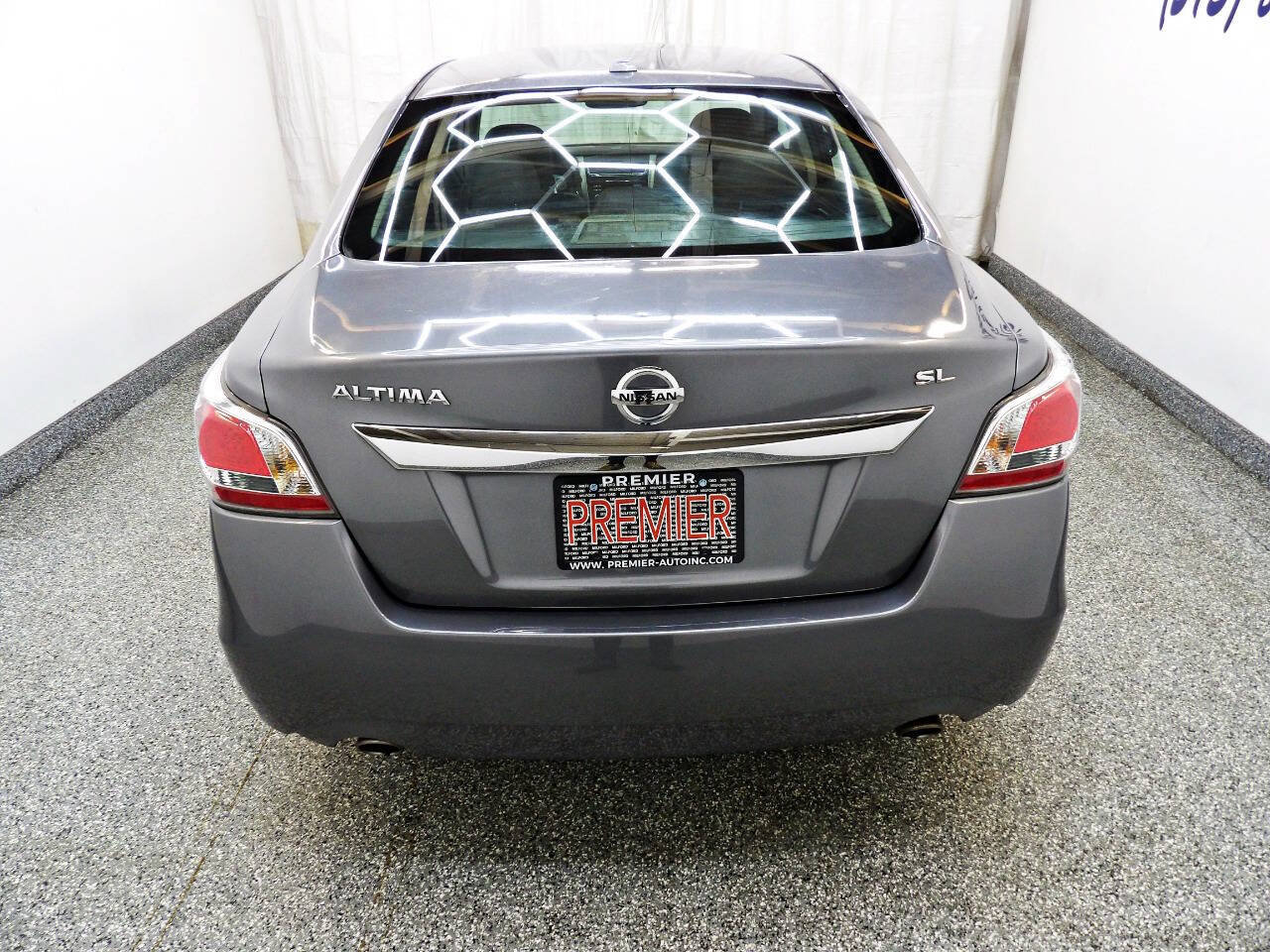 Used 2015 Nissan Altima 2.5 SL w/ Moonroof Package FWD image 5