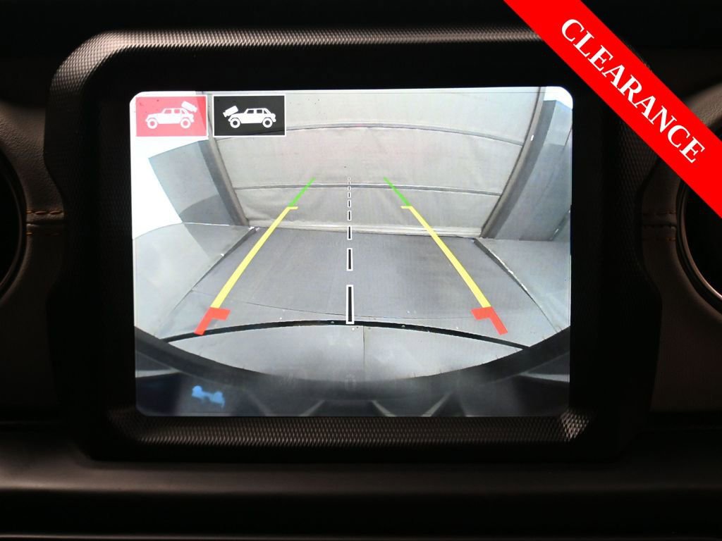 Used 2022 Jeep Wrangler Unlimited Sahara image 20