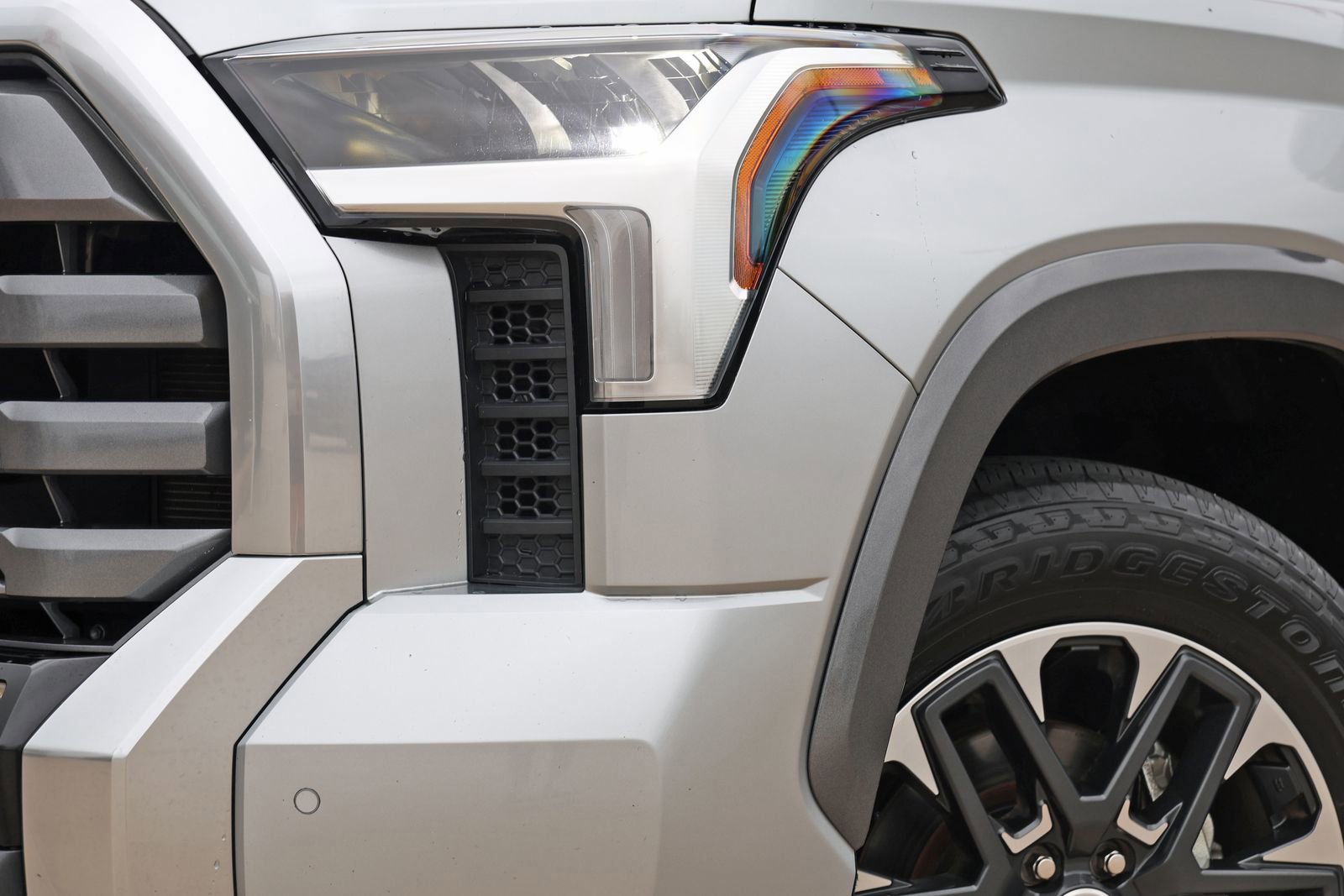 Used 2023 Toyota Tundra Limited w/ Power Package RWD image 11