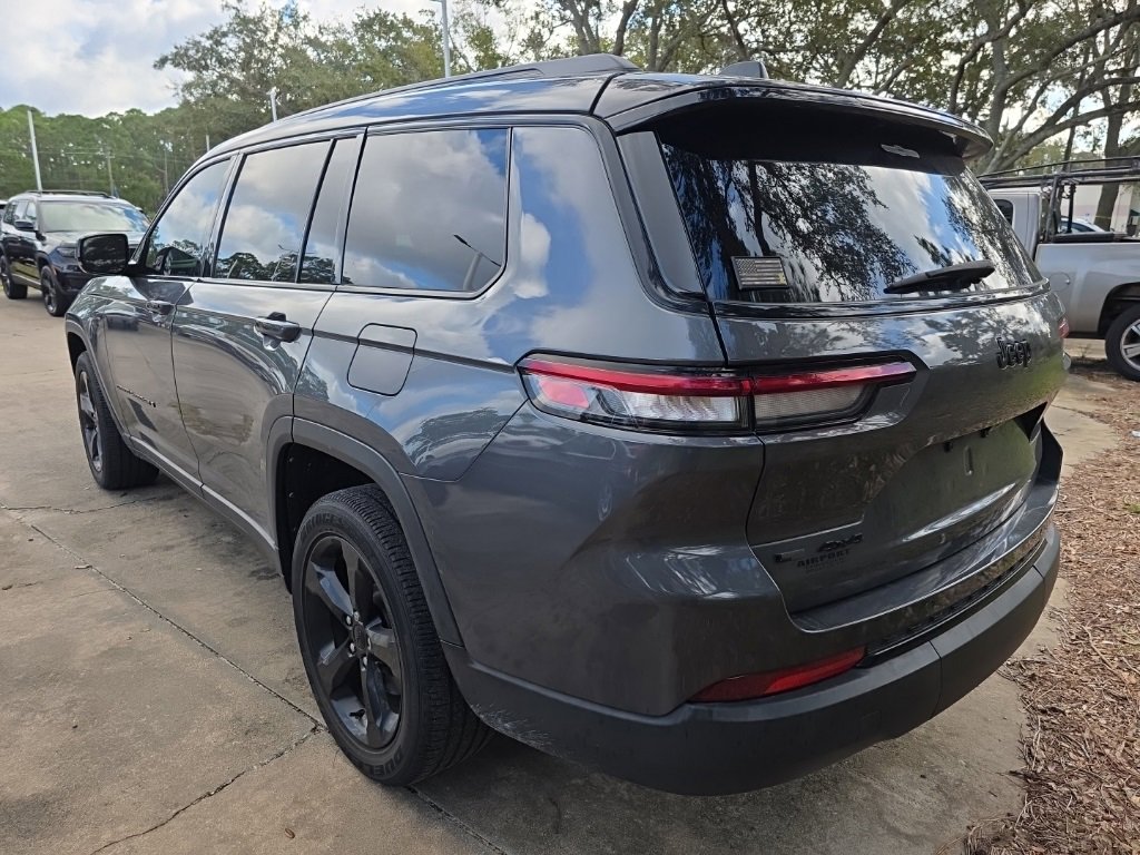 Certified 2021 Jeep Grand Cherokee L Laredo image 4