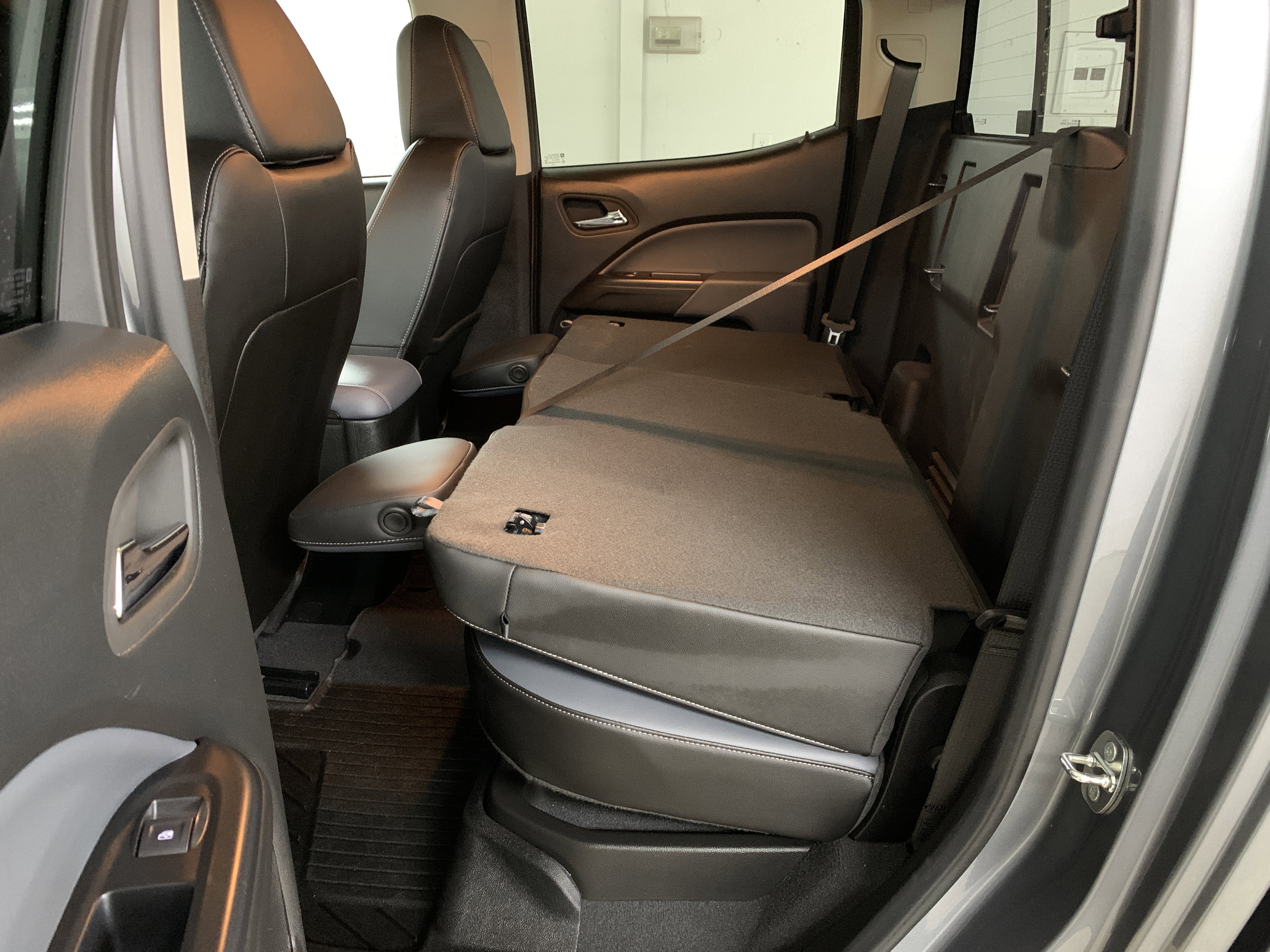 Used 2022 Chevrolet Colorado Z71 image 42