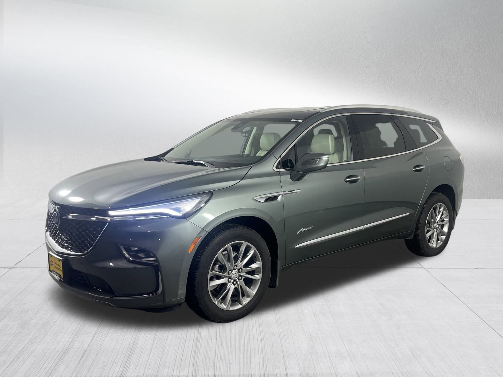 Used 2023 Buick Enclave Avenir w/ Avenir Technology Package video 3