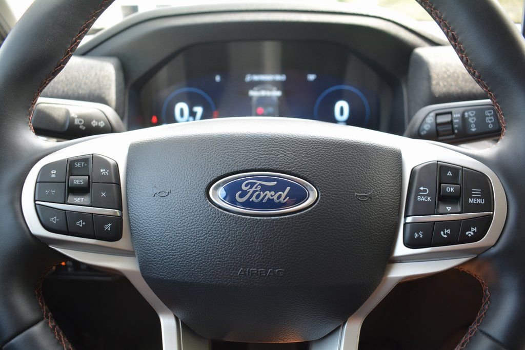 Used 2025 Ford Explorer Active image 11