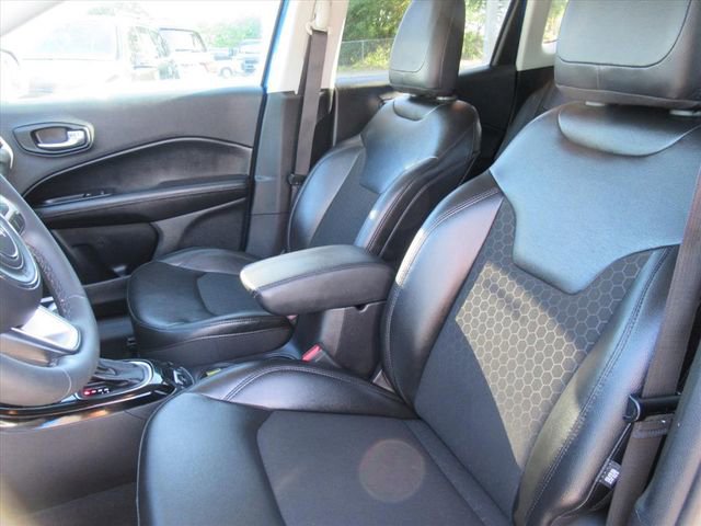 Used 2021 Jeep Compass Latitude FWD image 18