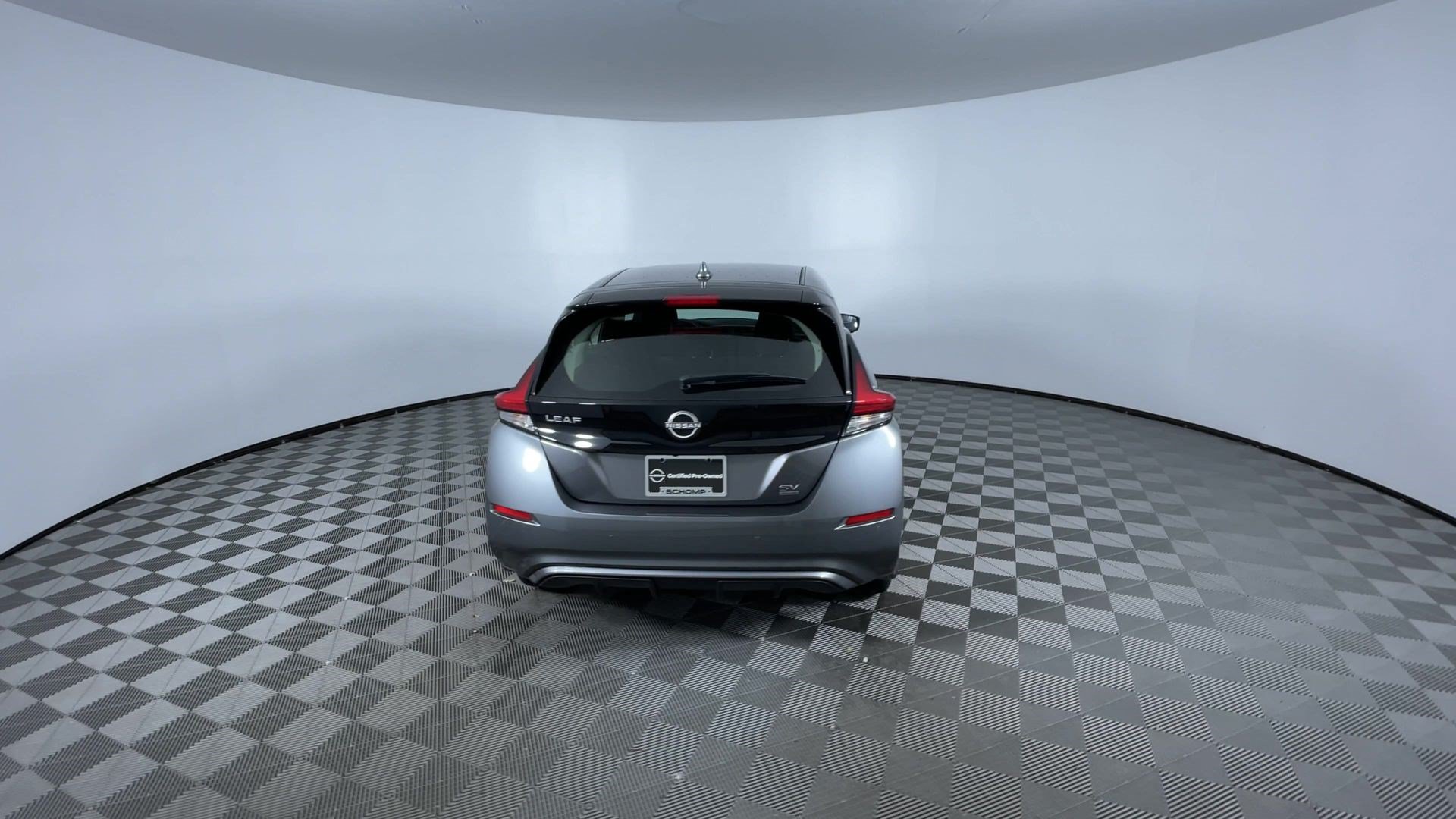 Certified 2025 Nissan Leaf SV Plus FWD image 8