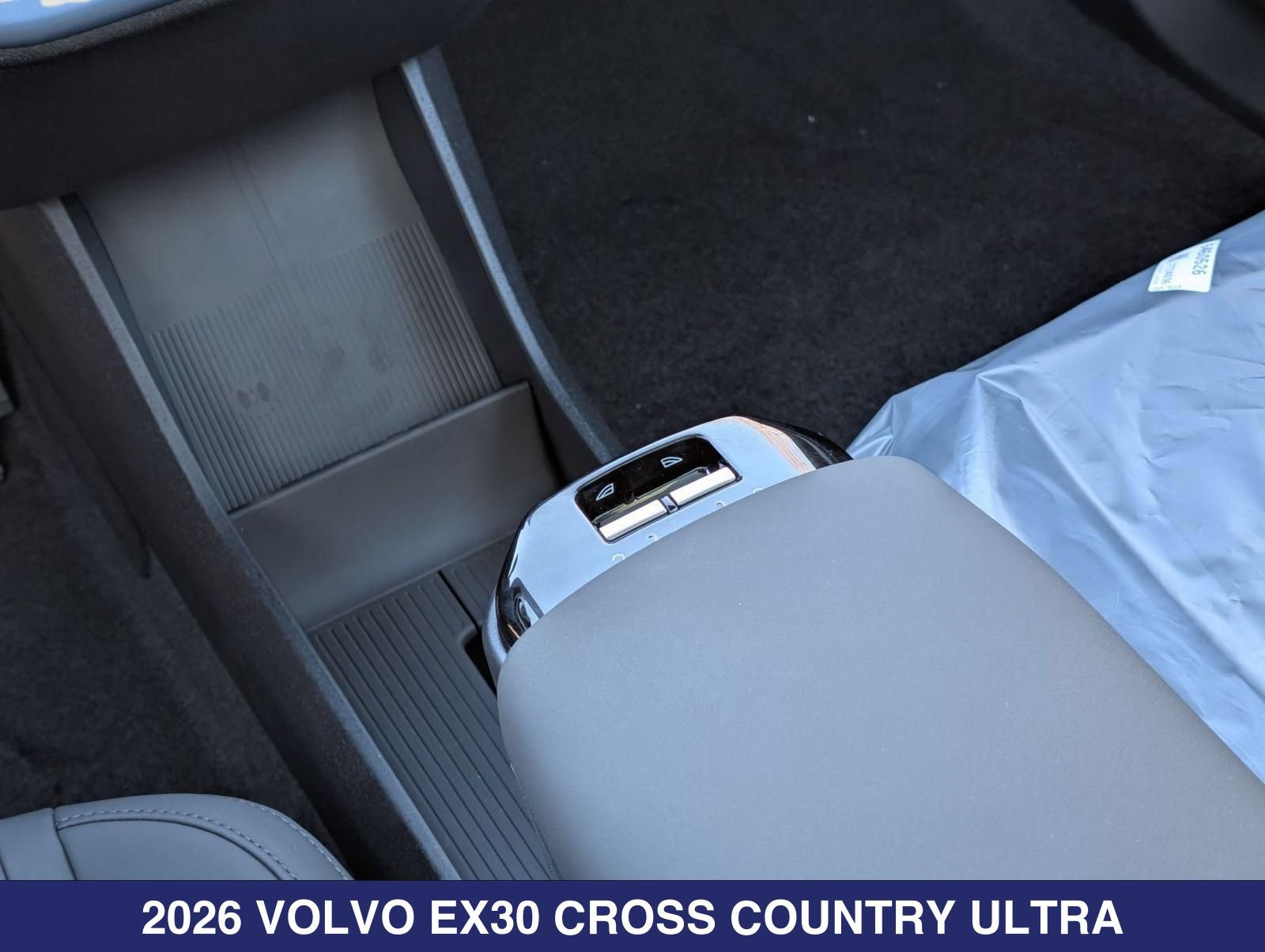 New 2026 Volvo EX30 Cross Country Ultra w/ Protection Package Premier AWD/4WD image 20