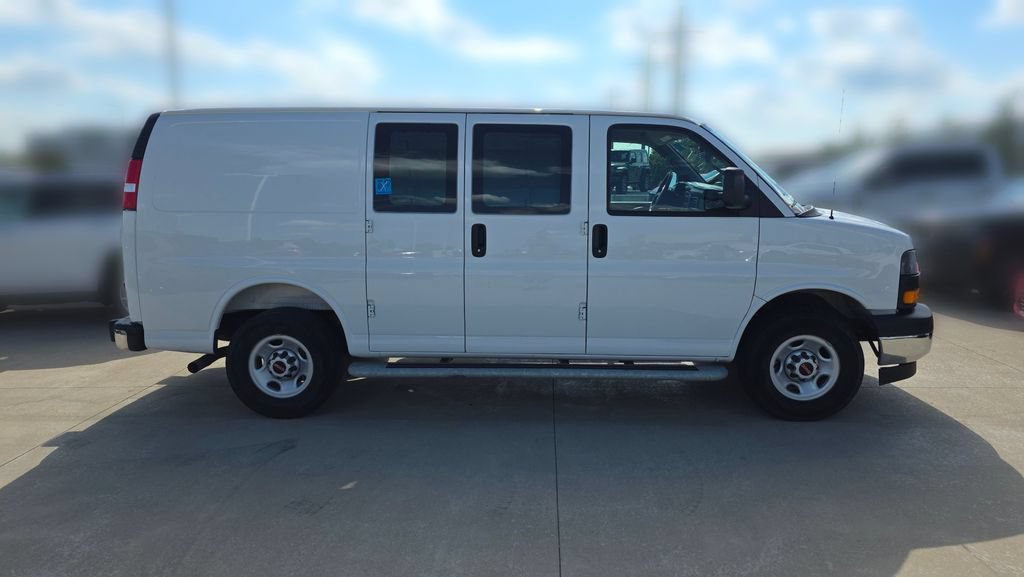 Used 2025 GMC Savana 2500 w/ Driver Convenience Package RWD image 6