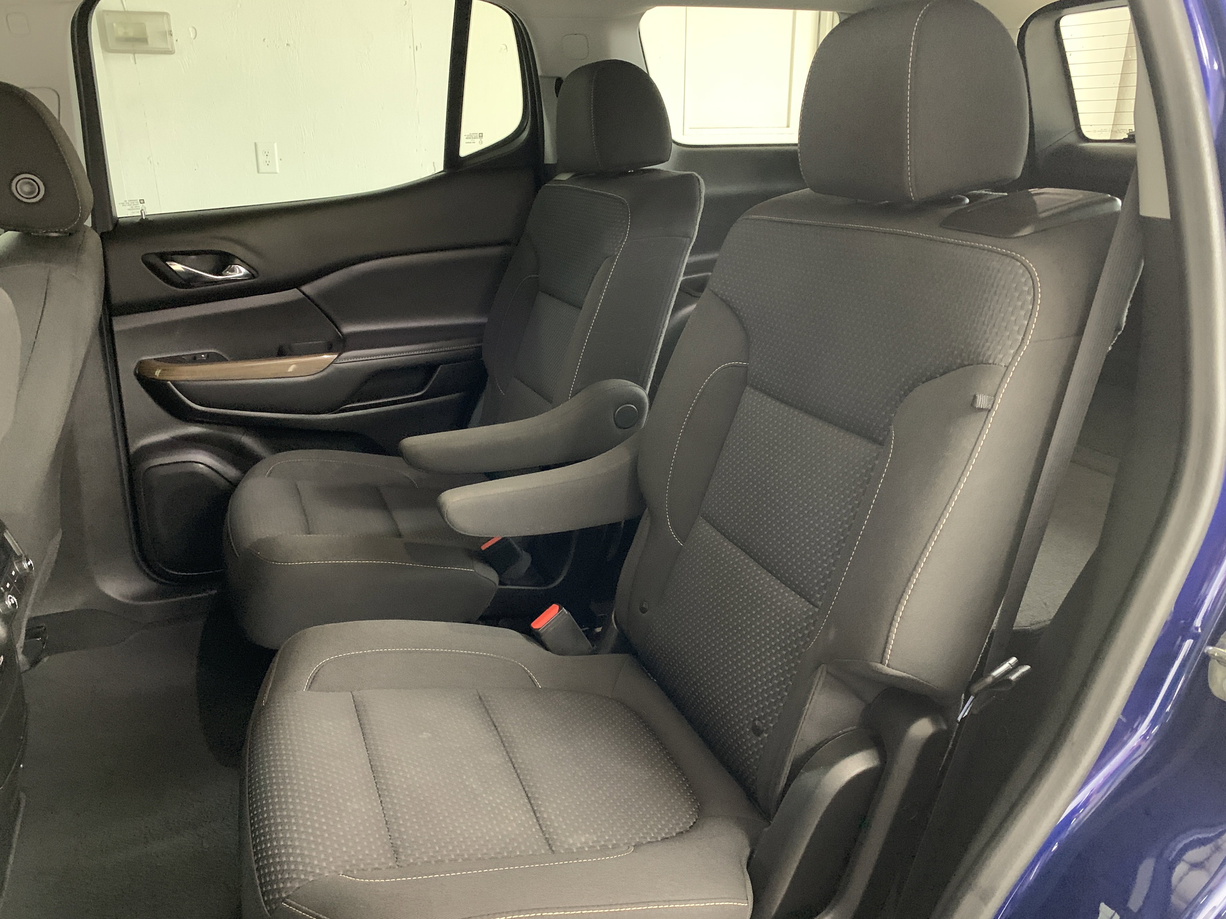 Used 2023 GMC Acadia SLE w/ Elevation Edition image 38