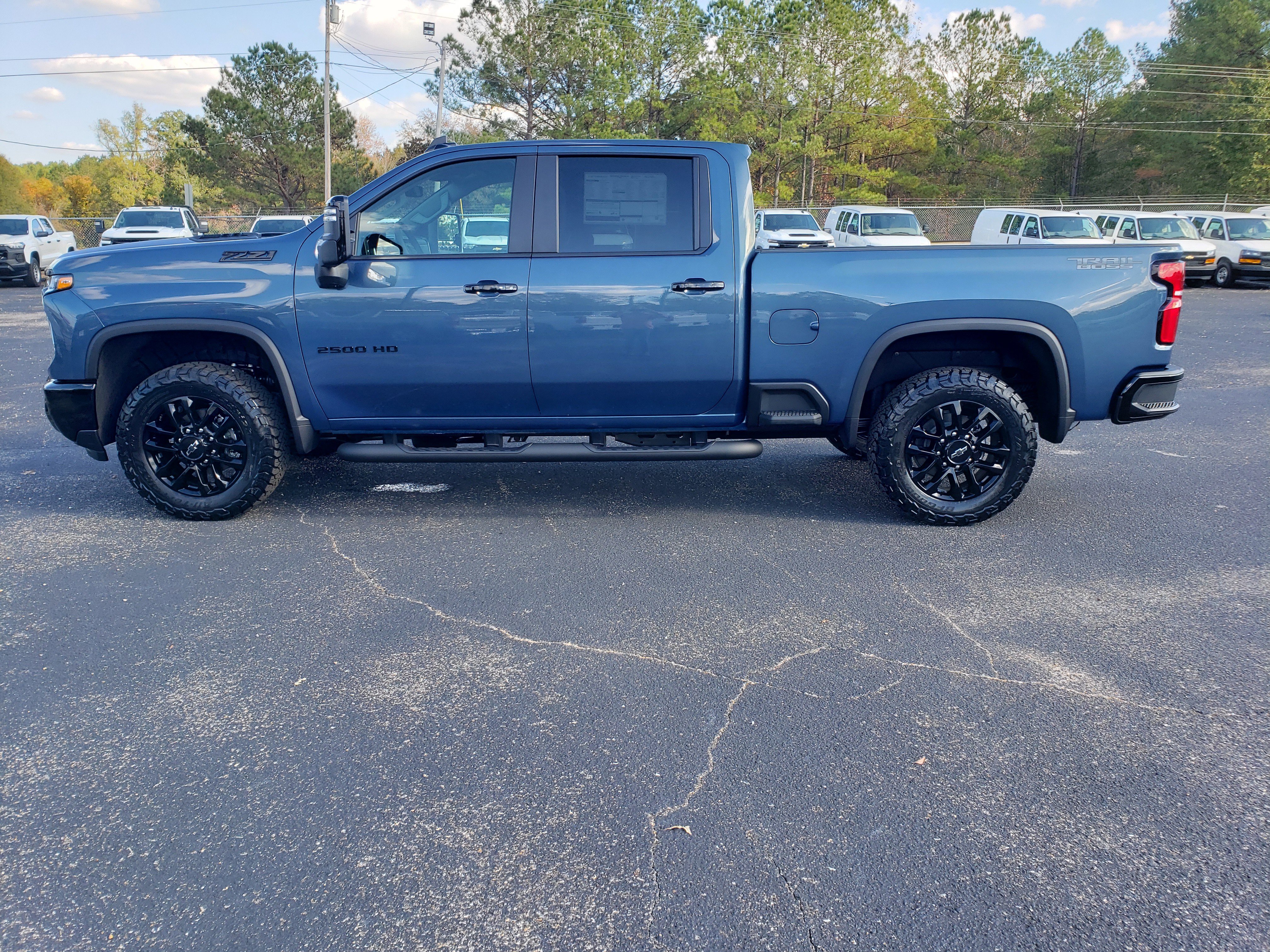 New 2026 Chevrolet Silverado 2500 LT image 6