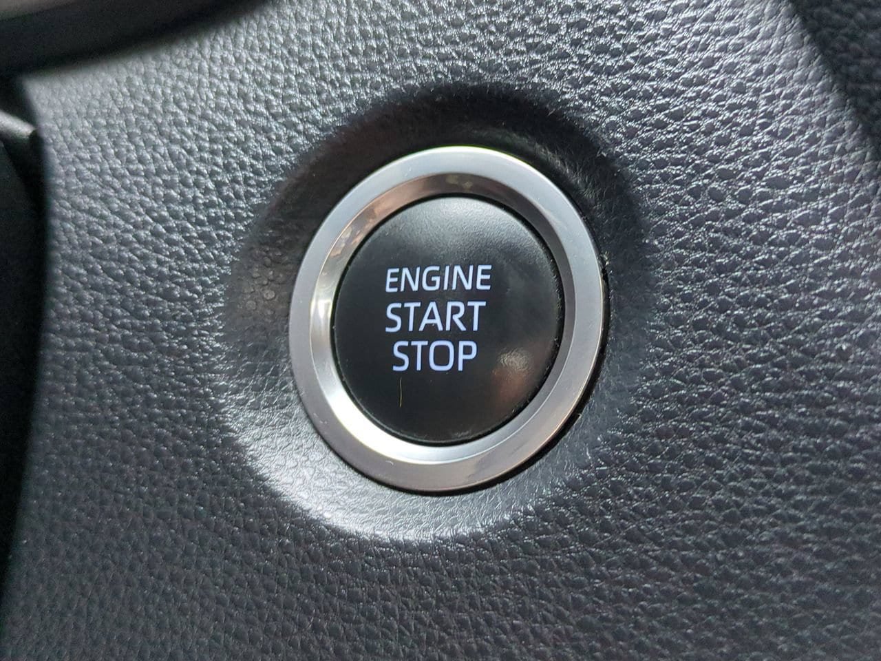 Used 2019 Toyota Corolla XSE FWD image 26