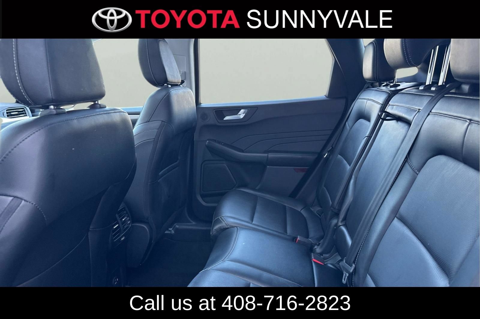 Used 2022 Ford Escape SEL w/ Technology Package FWD image 5