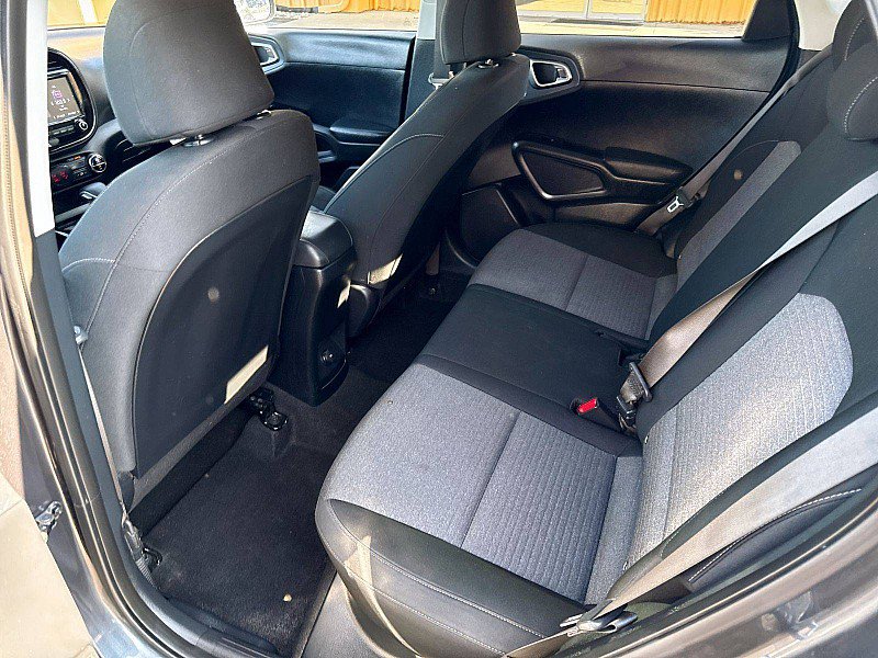 Used 2022 Kia Soul S FWD image 16