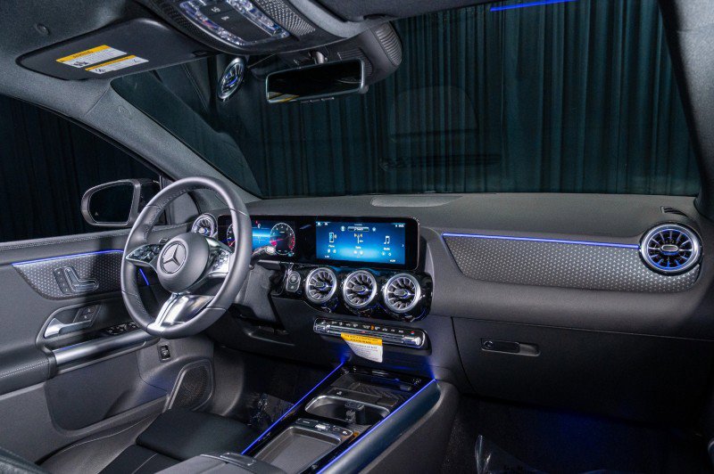 Certified 2025 Mercedes-Benz GLA 250 image 14