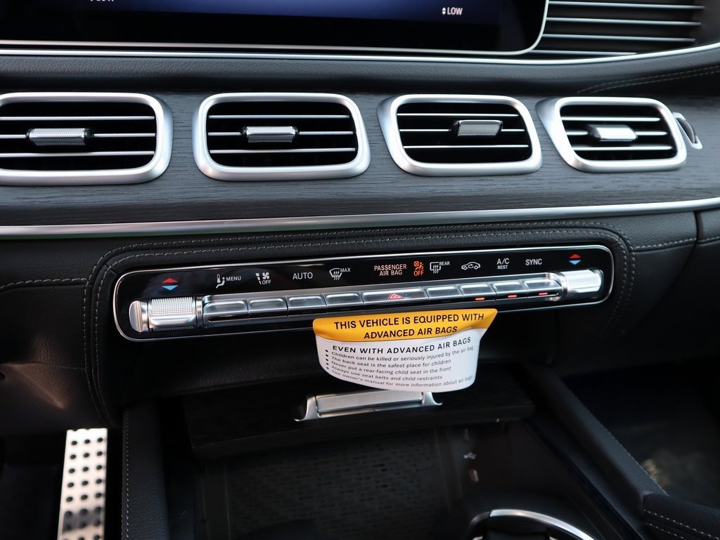 New 2026 Mercedes-Benz GLS 580 4MATIC image 45