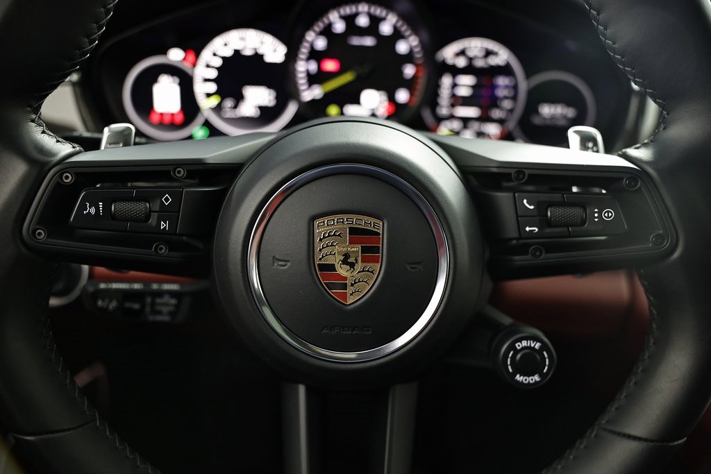 Certified 2023 Porsche Panamera 4S image 34
