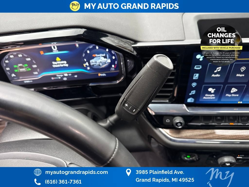 Used 2023 Chevrolet Silverado 1500 LT w/ Work Truck Package image 25