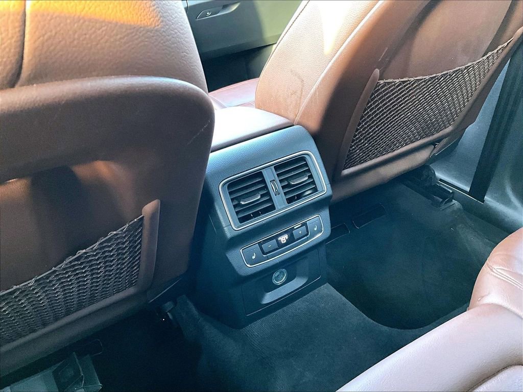 Used 2018 Audi Q5 2.0T Premium Plus w/ Premium Plus Package image 29