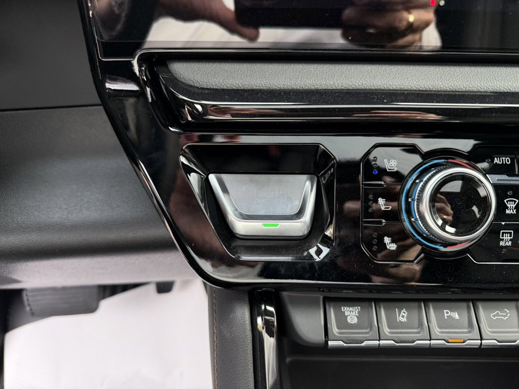 New 2026 GMC Sierra 2500 AT4 w/ Technology Package image 20