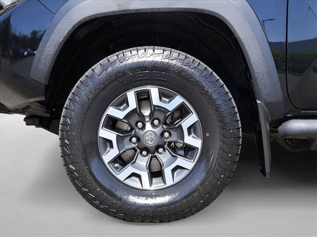 Used 2019 Toyota Tacoma TRD Off-Road w/ Technology Package AWD/4WD image 29