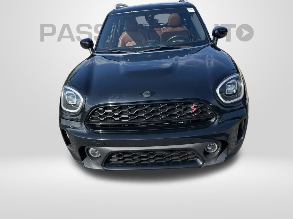 Used 2023 MINI Cooper Countryman S w/ Signature Upholstery Package AWD/4WD image 3
