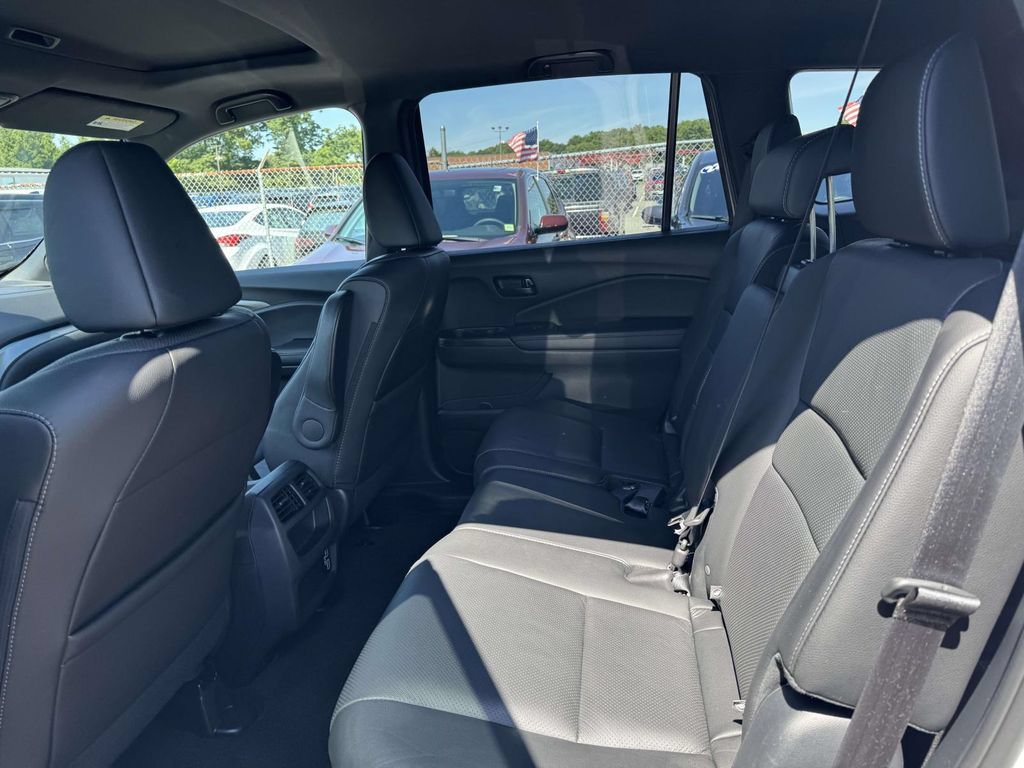 Certified 2023 Honda Passport EX-L image 9