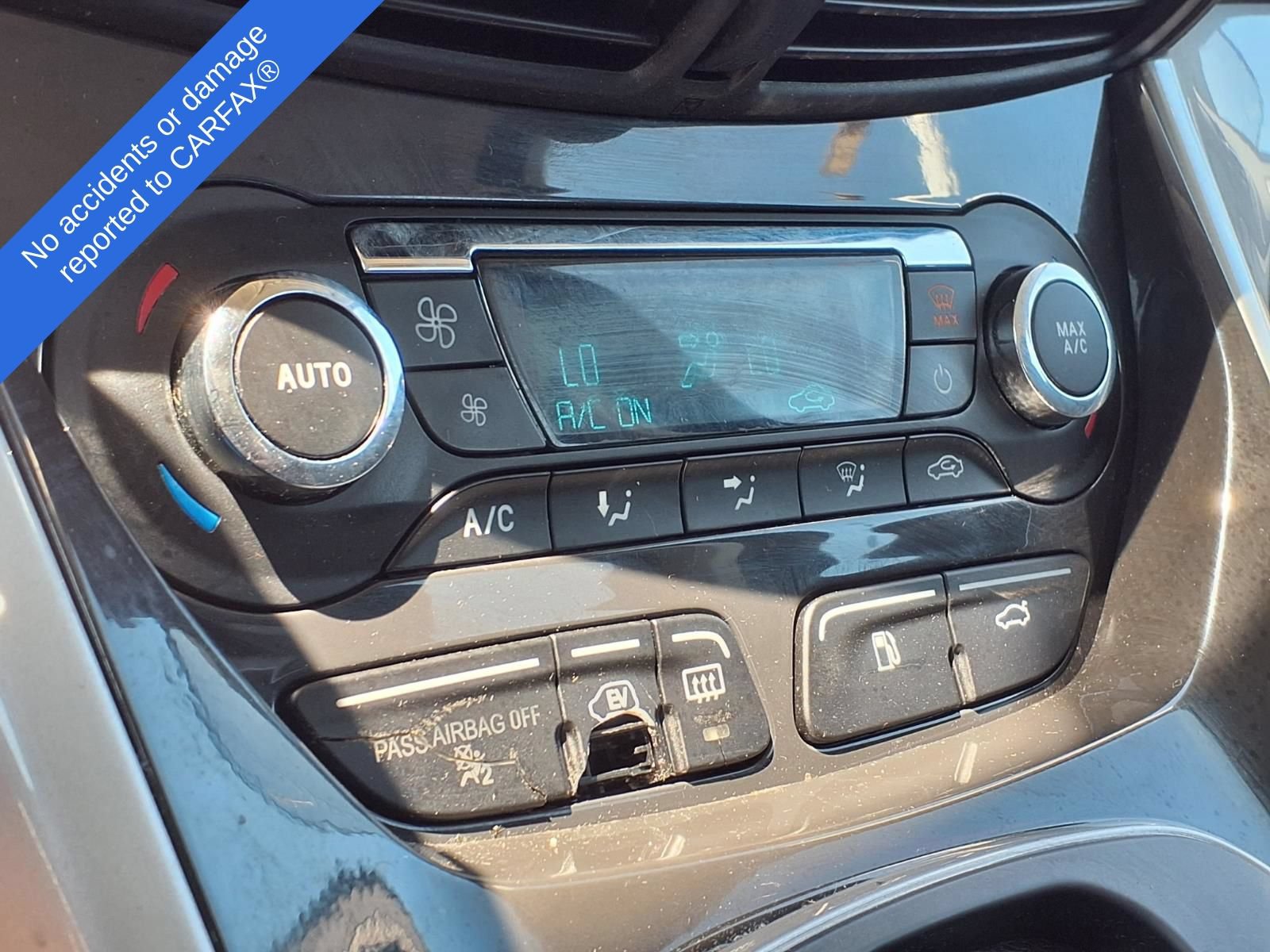 Used 2016 Ford C-MAX Energi SEL w/ Equipment Group 302A FWD image 28