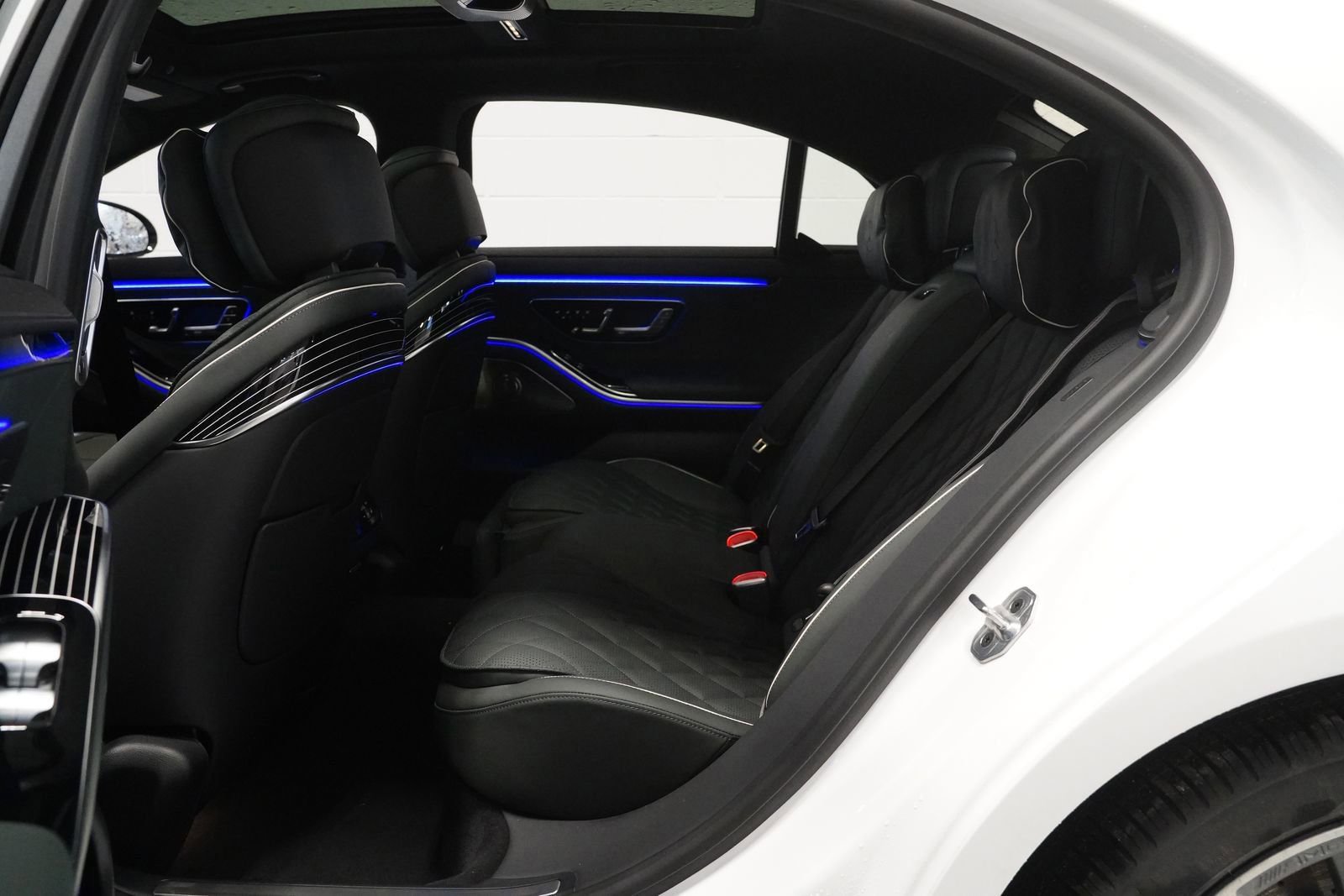 New 2026 Mercedes-Benz S 580 4MATIC Sedan image 16