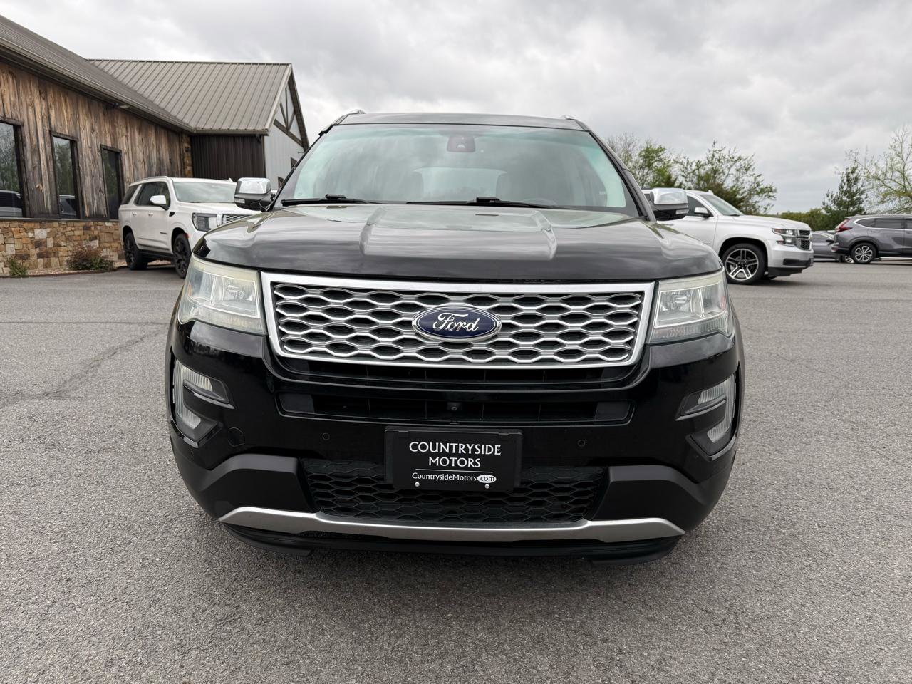 Used 2016 Ford Explorer Platinum AWD/4WD image 9