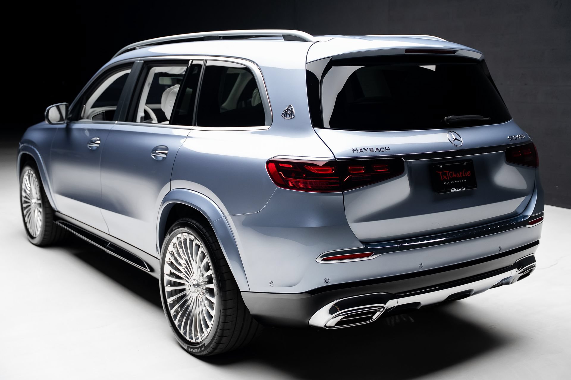 Used 2025 Mercedes-Benz Maybach GLS 600 4MATIC image 24