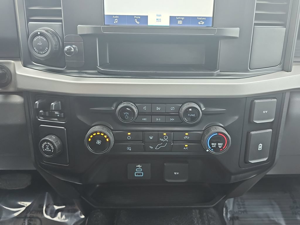 Used 2023 Ford F350 XL w/ 360-Degree Camera Package RWD image 22