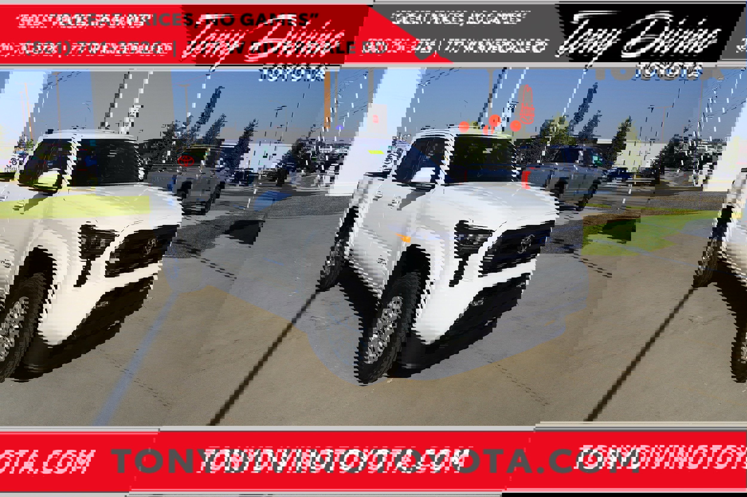 New 2025 Toyota Tacoma SR5