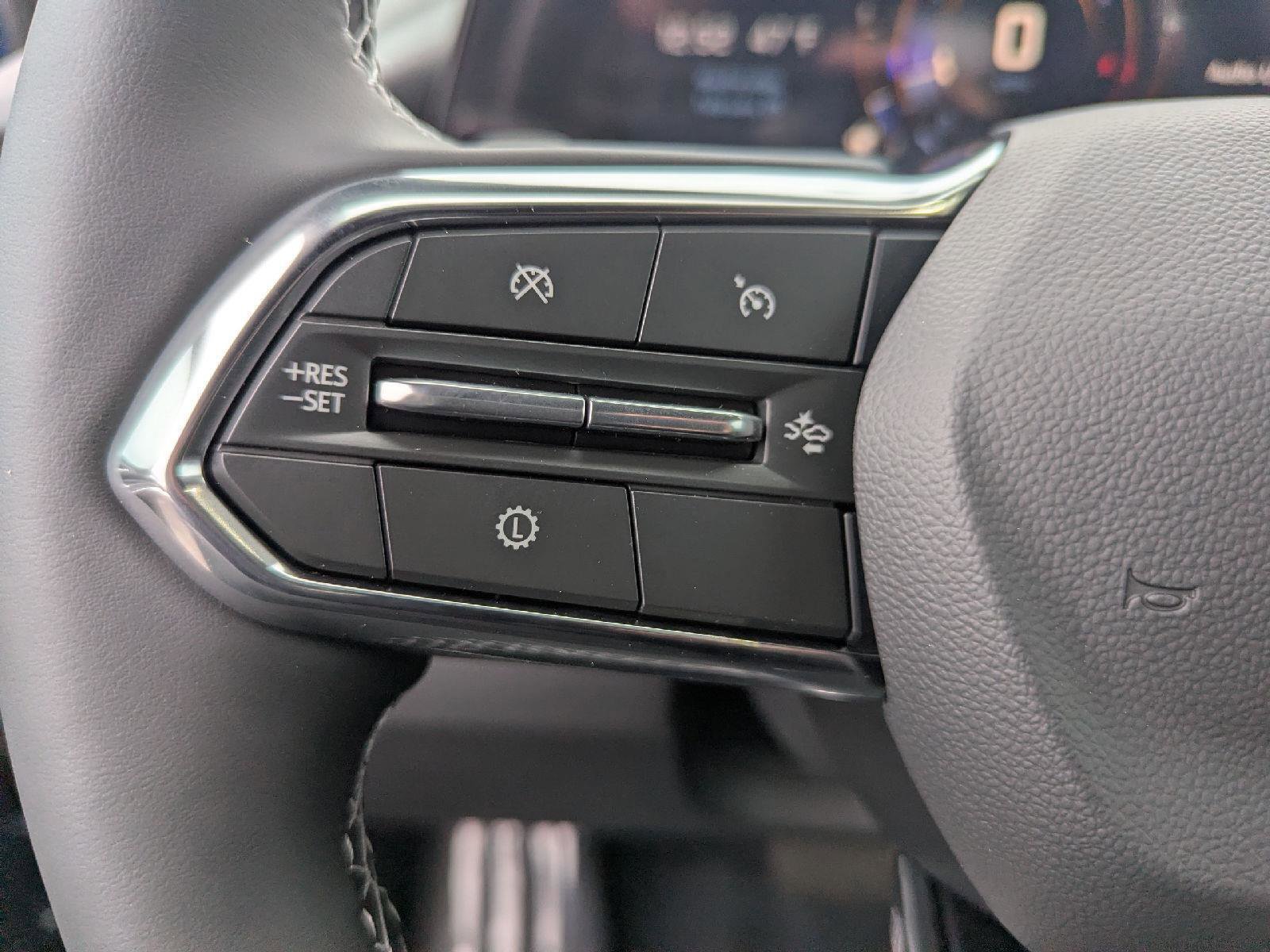 New 2026 Chevrolet Traverse LT w/ Midnight/Sport Edition image 38