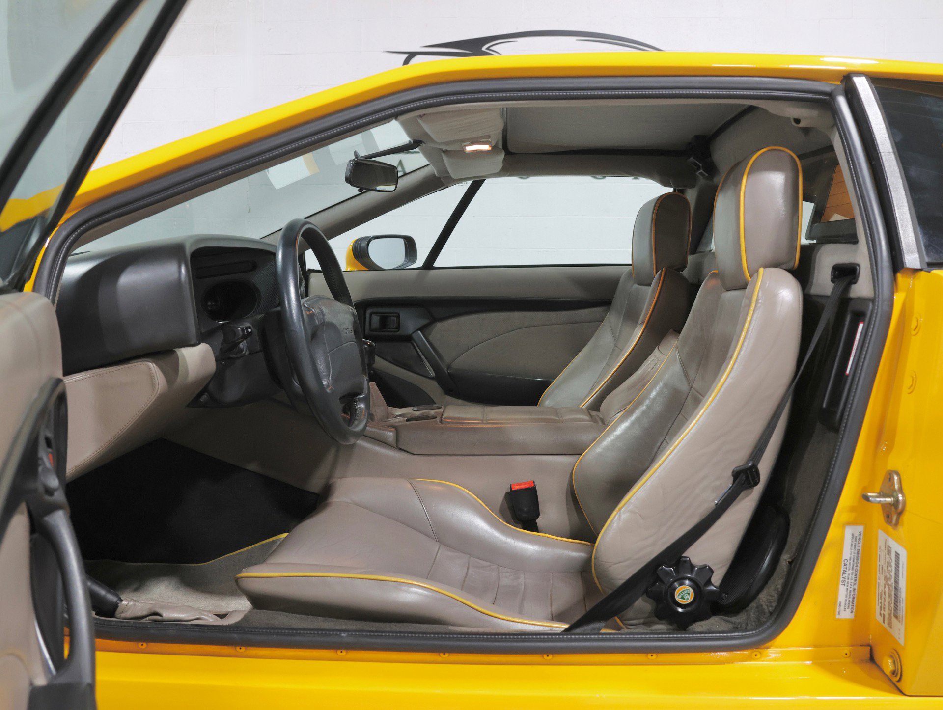 Used 1994 Lotus Esprit S4 image 16