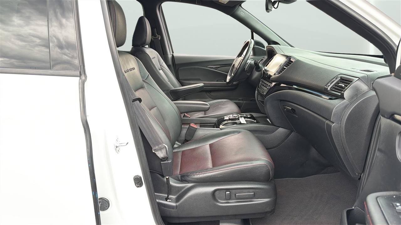 Used 2021 Honda Ridgeline Black Edition image 13