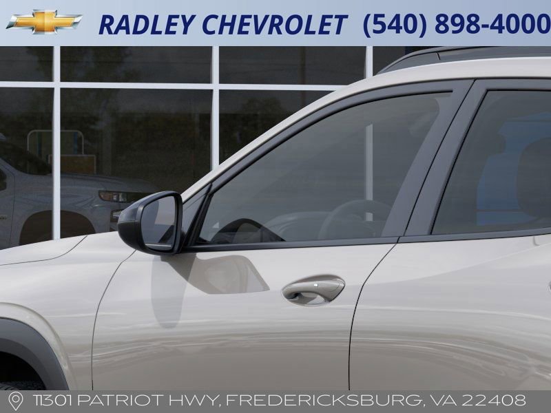 New 2026 Chevrolet Trax RS w/ Sunroof Package image 12