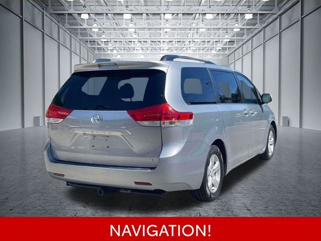 Used 2014 Toyota Sienna LE FWD image 8
