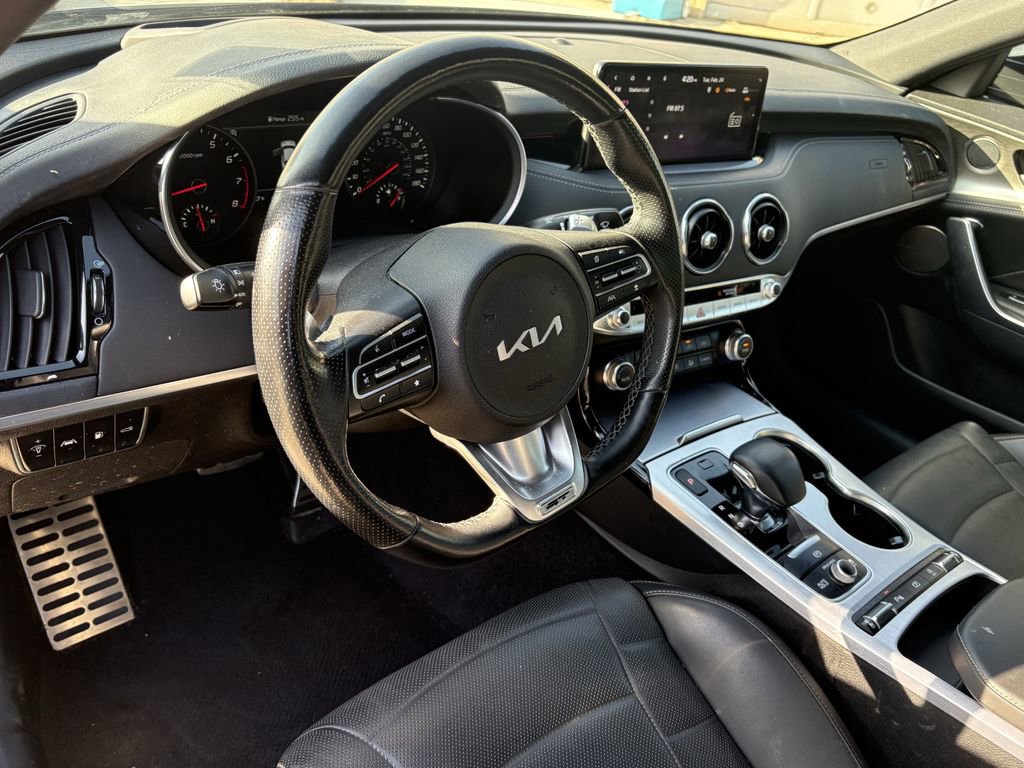 Certified 2023 Kia Stinger GT2 image 14