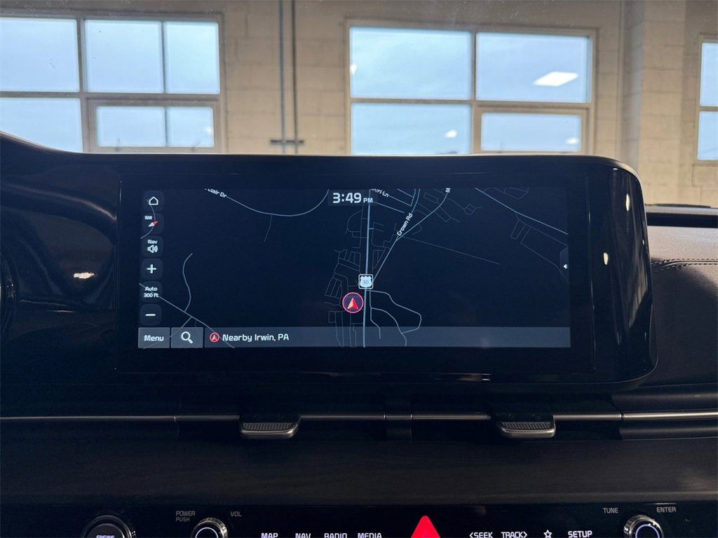 Certified 2024 Kia Carnival EX image 19