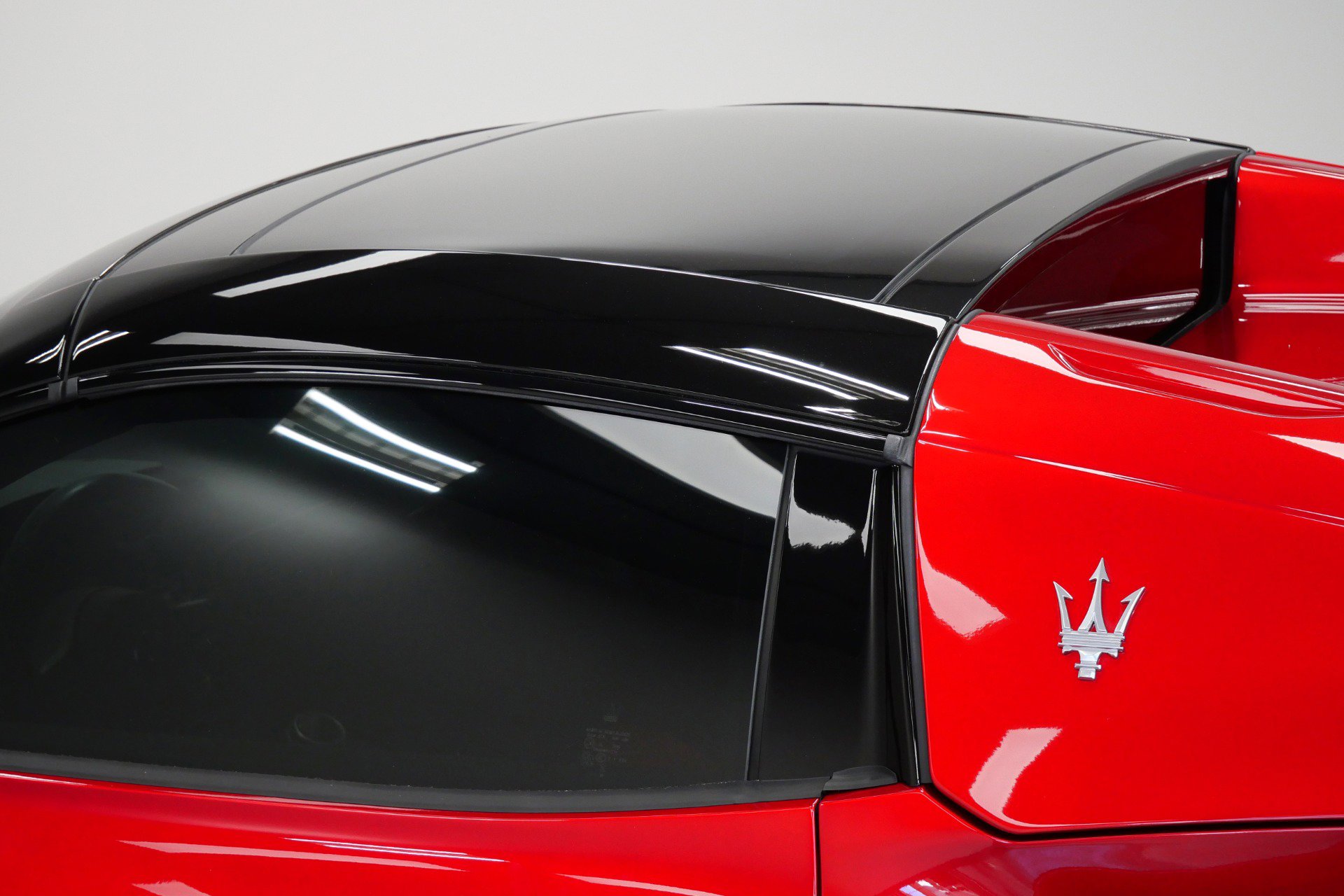 Used 2023 Maserati MC20 Spyder RWD image 52