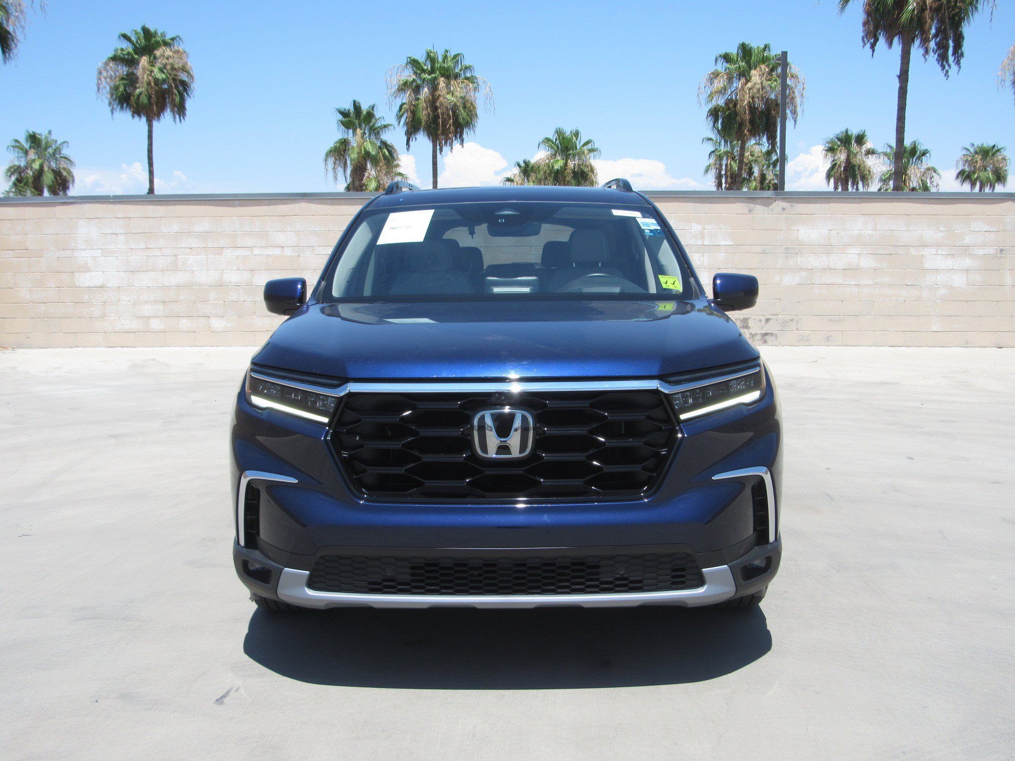 Certified 2023 Honda Pilot Elite image 3