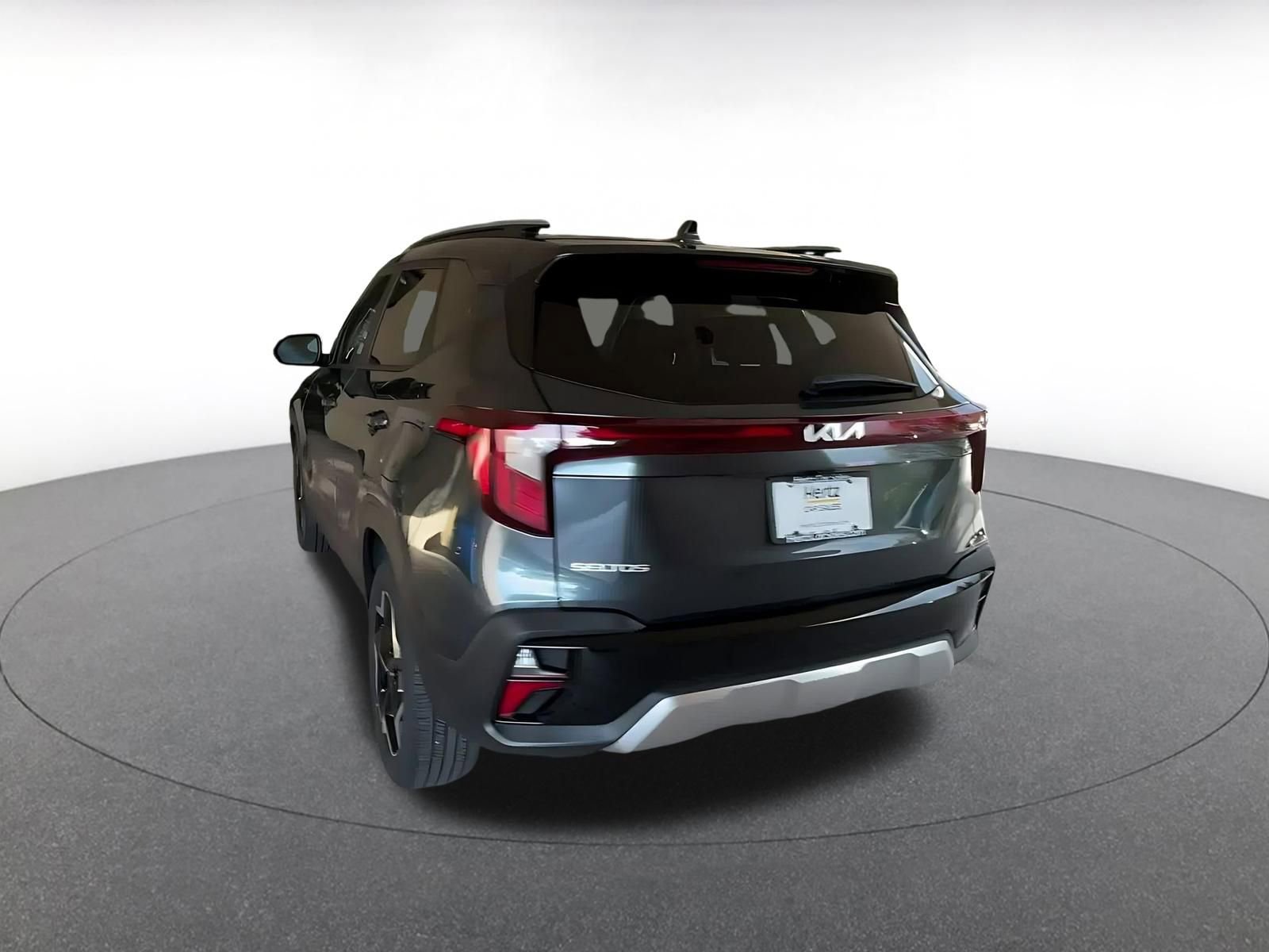 Used 2025 Kia Seltos S FWD image 11