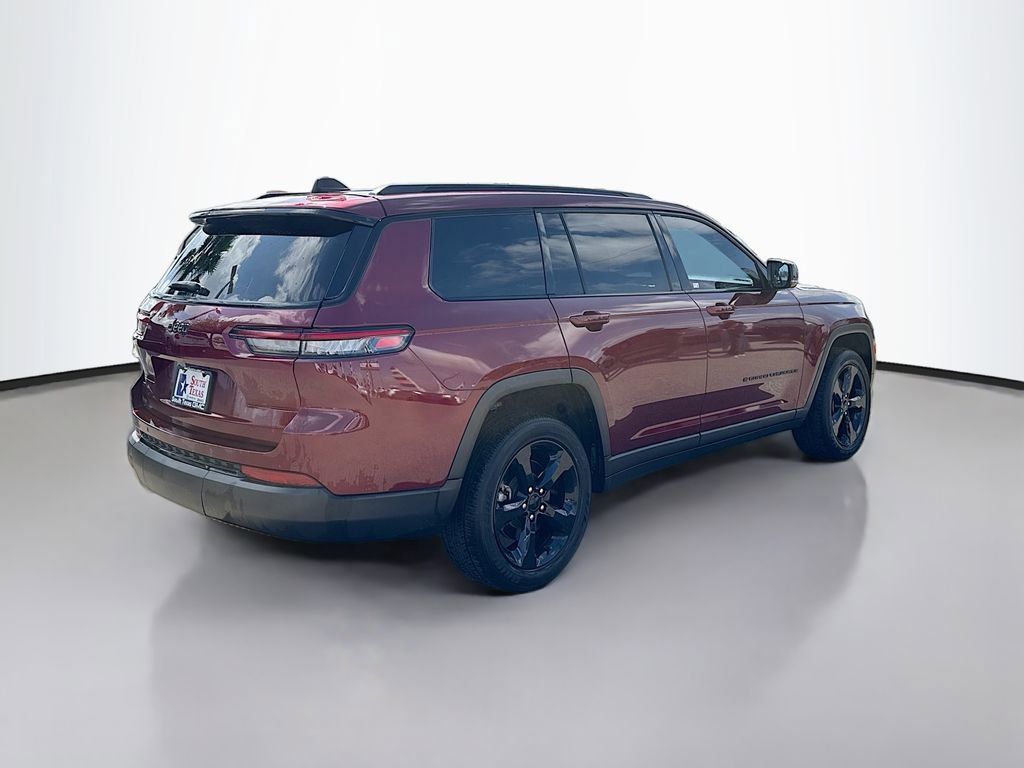 Used 2023 Jeep Grand Cherokee L Laredo image 7