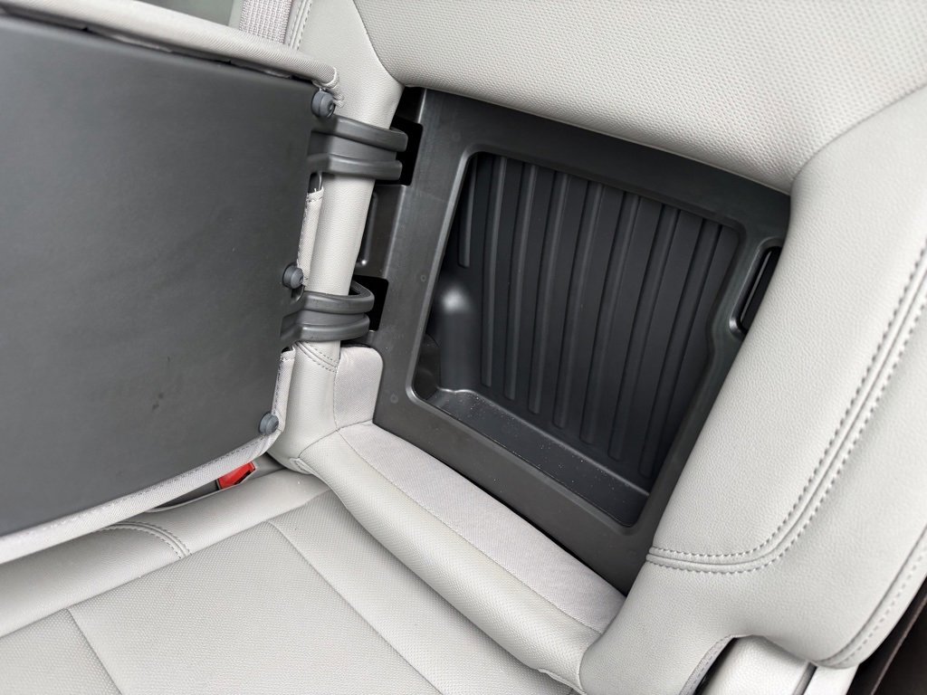 Used 2022 Chevrolet Silverado 1500 LTZ w/ Technology Package image 35