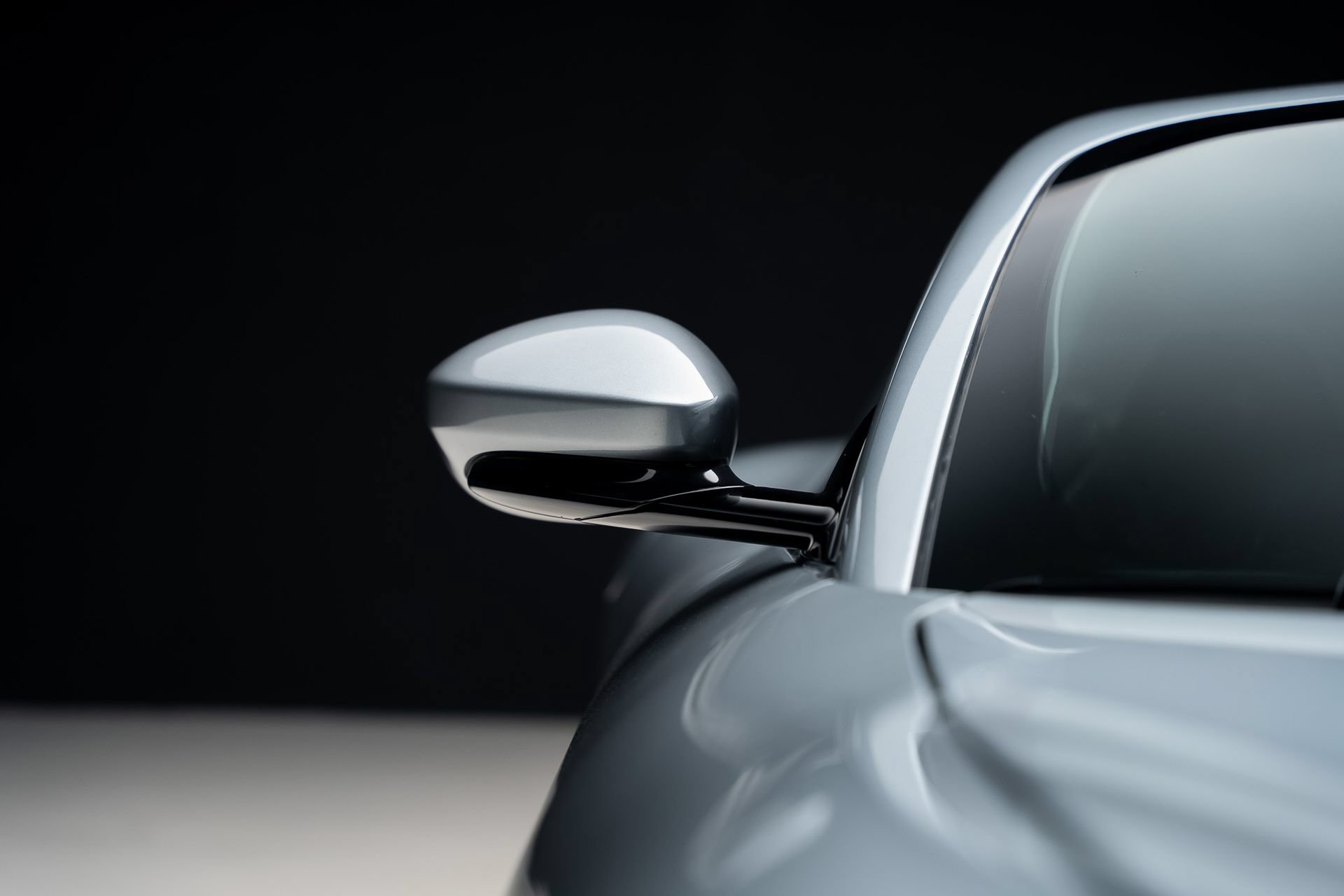 Used 2021 Ferrari Roma RWD image 16