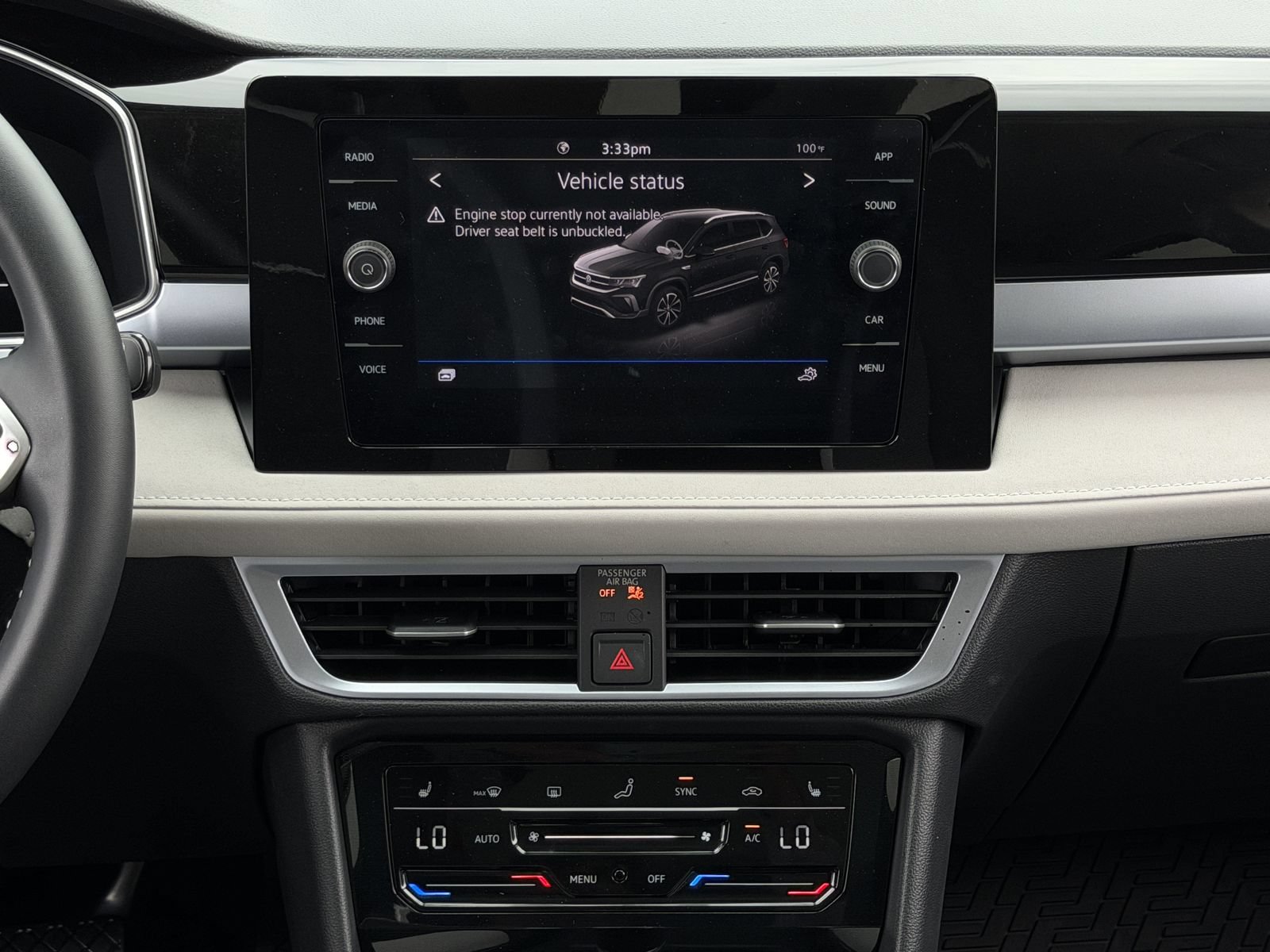 New 2026 Volkswagen Taos SE FWD image 18