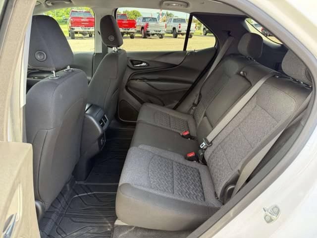 Used 2023 Chevrolet Equinox LT FWD image 13