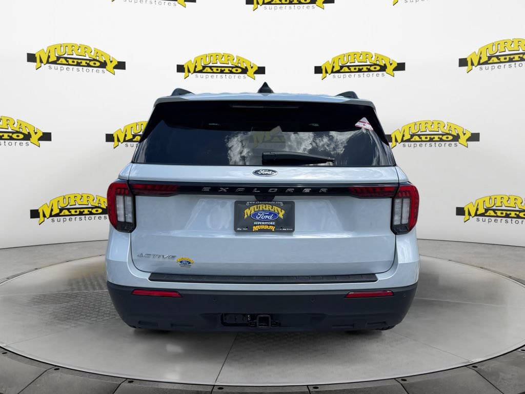 New 2026 Ford Explorer Active RWD image 4