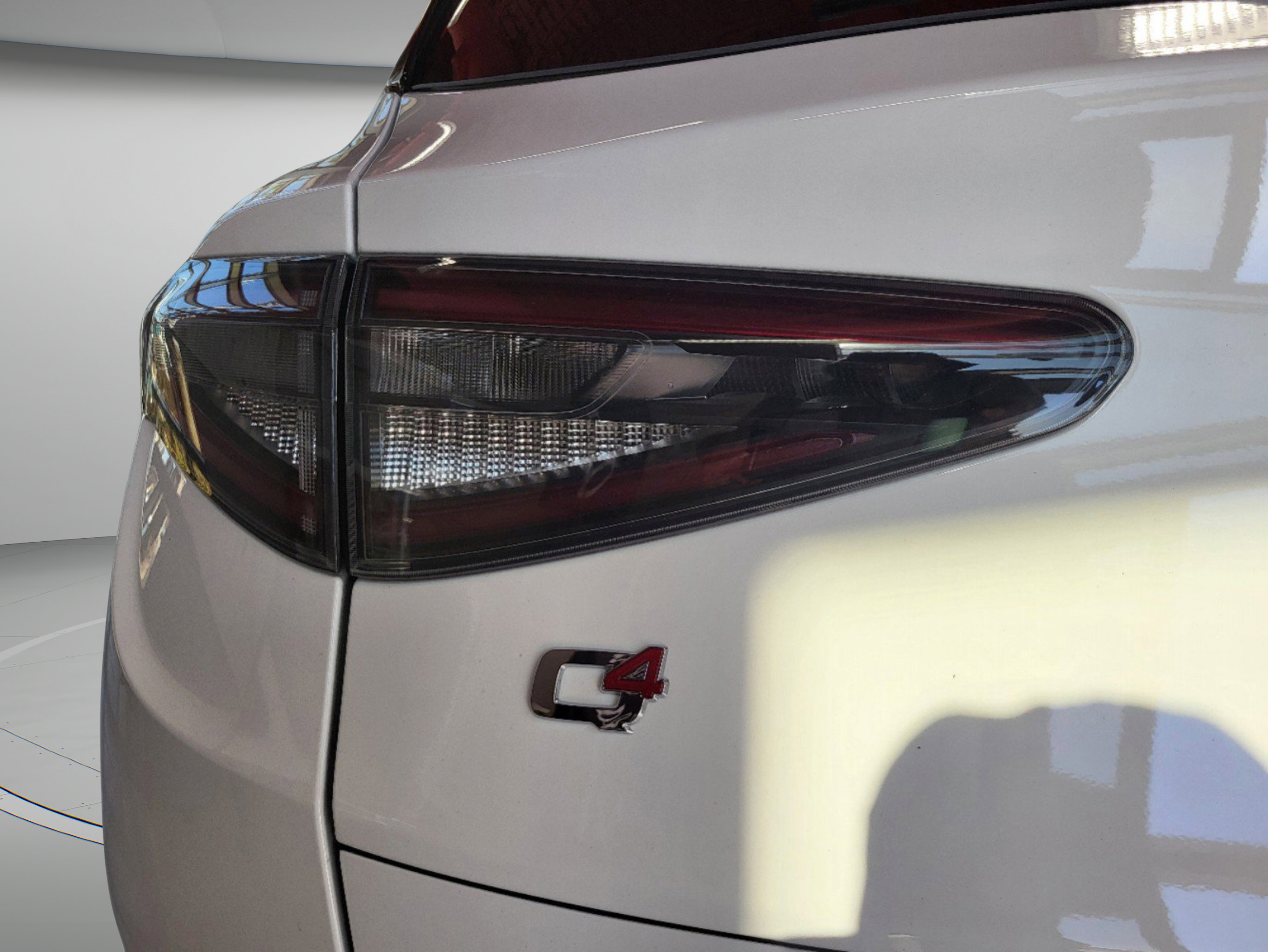 New 2025 Alfa Romeo Stelvio Sprint AWD/4WD image 19