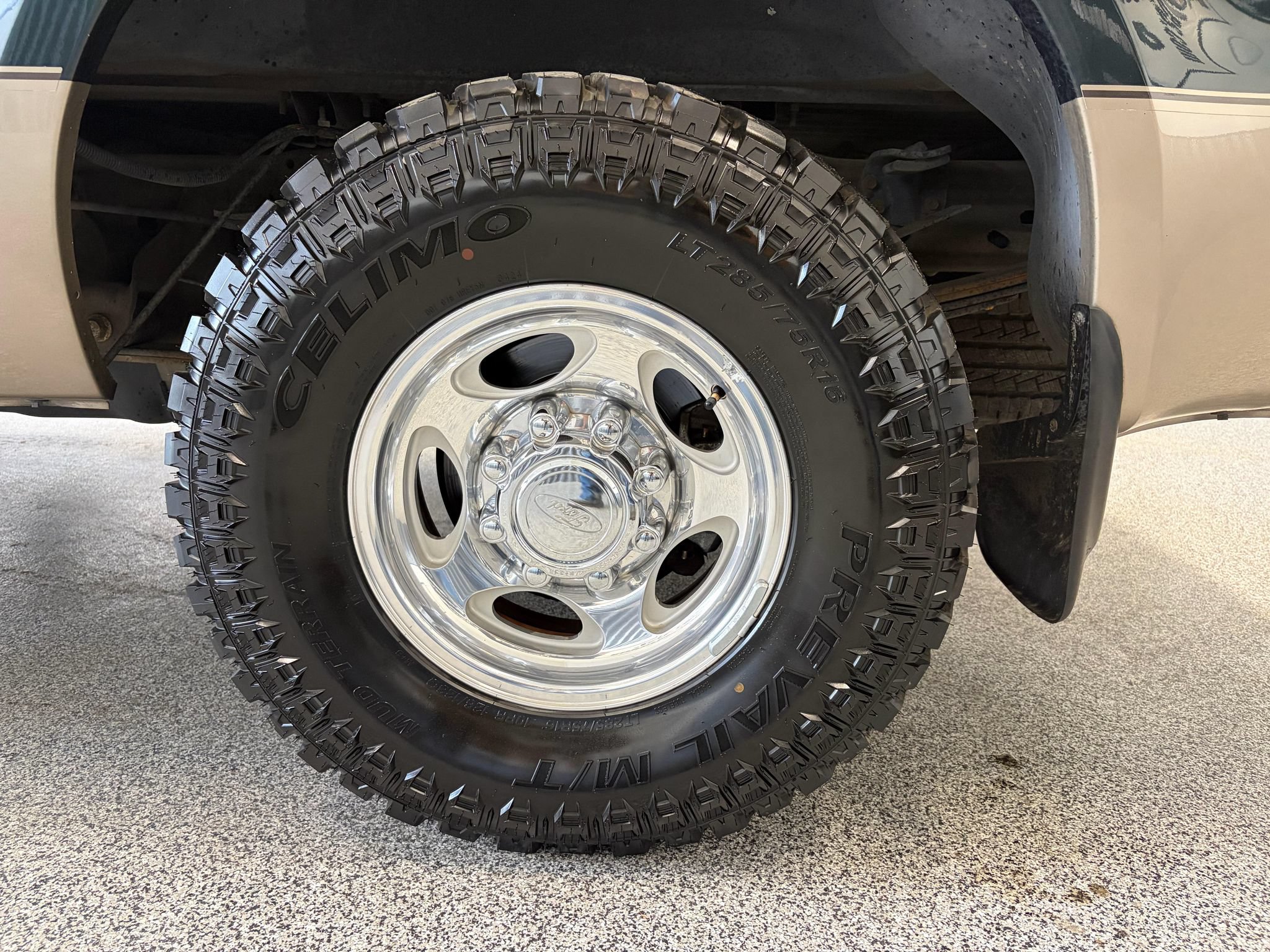 Used 2004 Ford F250 Lariat RWD image 9
